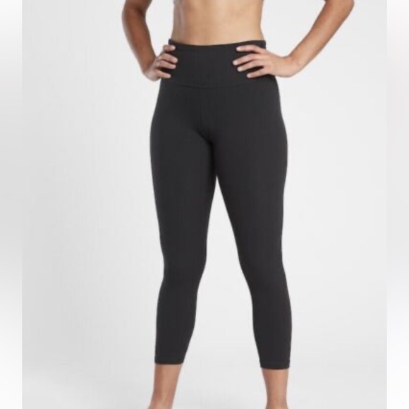 Athleta Elation Capri - Picture 2 of 7